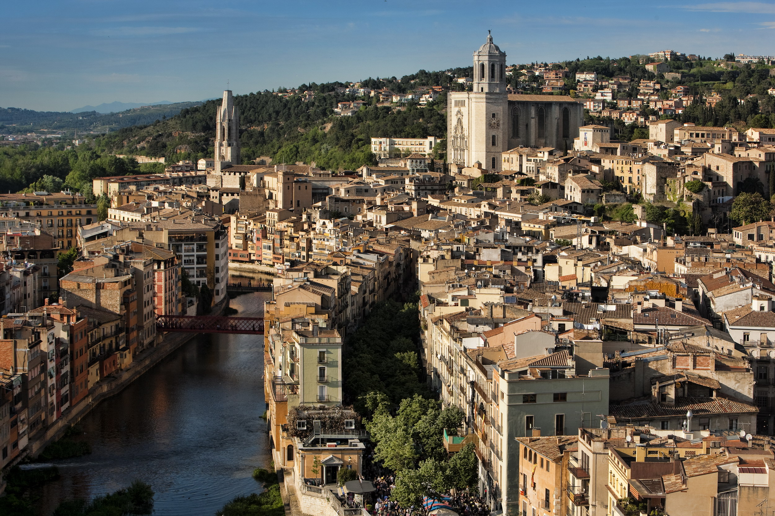 Girona and Dalí's World - Best day trip from Barcelona - What to do in