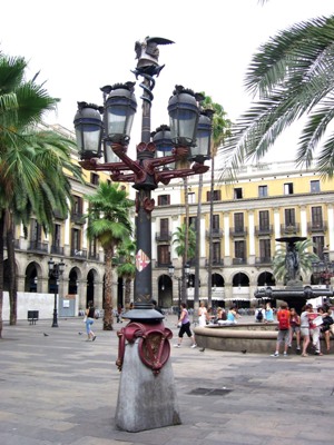 Gaudí's lamps in Plaça Reial